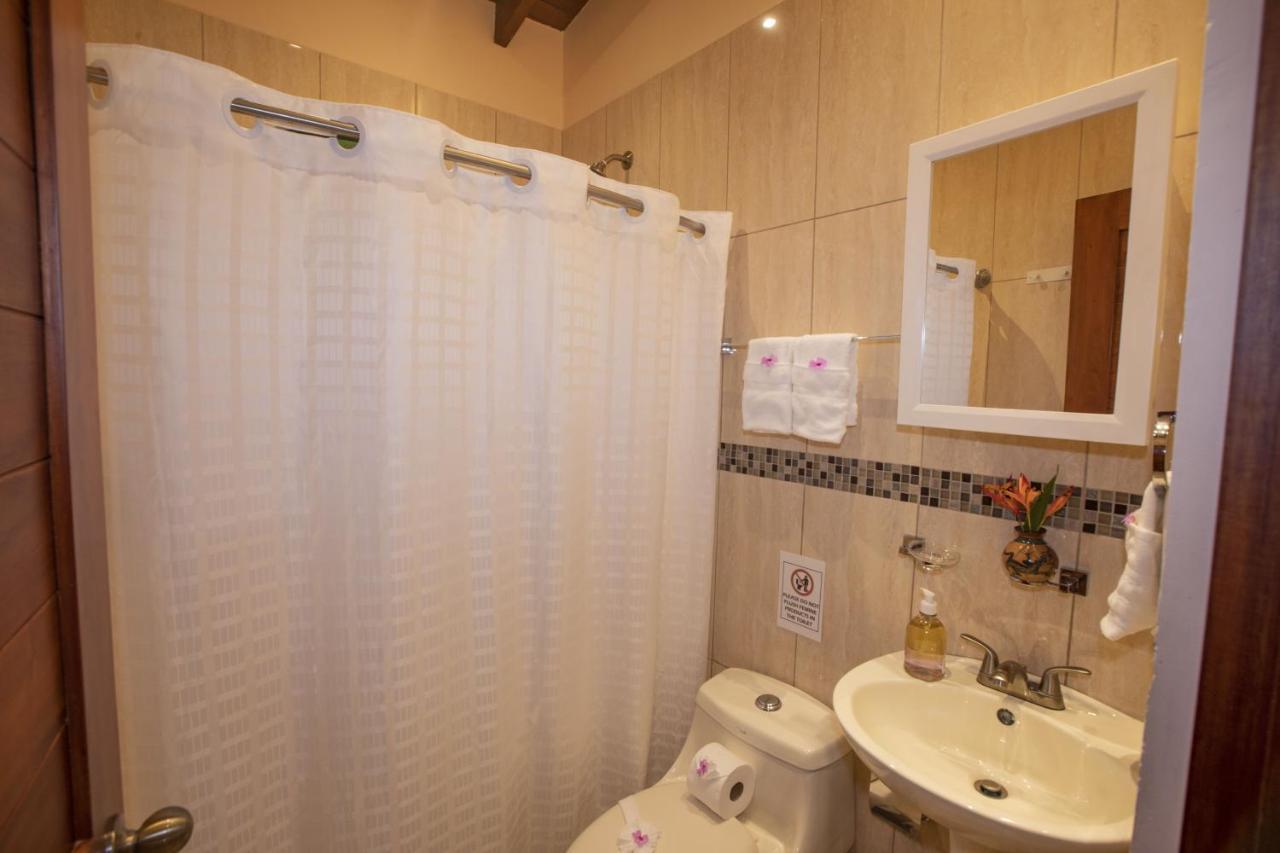 "Hana'S Celeste Retreat" Large Modern Villa Sleeps 6 On 20 Acres Of Nature! Бихагуа Экстерьер фото
